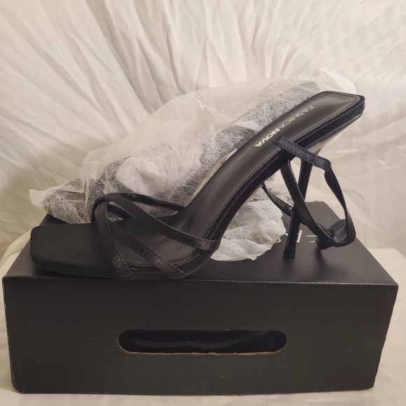 Shoes - FASHION NOVA HEELS
